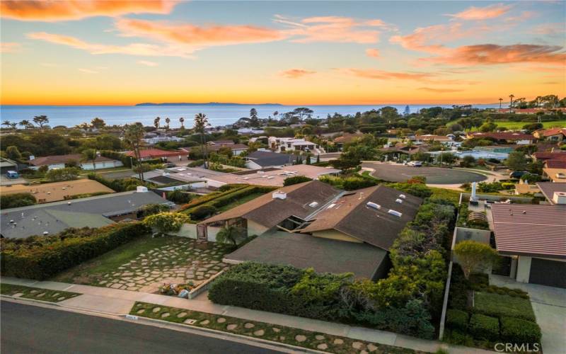 Ocean, Catalina island and Sunset Views from Your Beach close mid century modern home live in paradise year round!