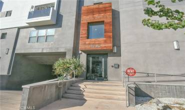 11925 KLING Street 409, Valley Village, California 91607, 2 Bedrooms Bedrooms, ,2 BathroomsBathrooms,Residential Lease,Rent,11925 KLING Street 409,SB23208678