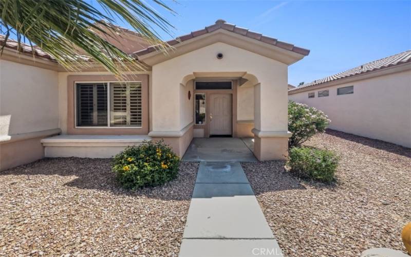 Welcome Home to 78983 Nectarine Sun City Palm Desert! Low HOA at $390.00 a month with Cable, High speed internet and 24 hour Guard gated.