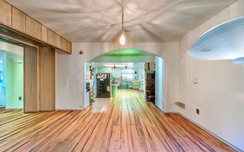 virtually removed existing furniture & decluttered - dining area