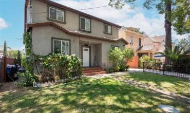 145 E 36th Street, Los Angeles, California 90011, 10 Bedrooms Bedrooms, ,6 BathroomsBathrooms,Residential Income,Buy,145 E 36th Street,DW24086036