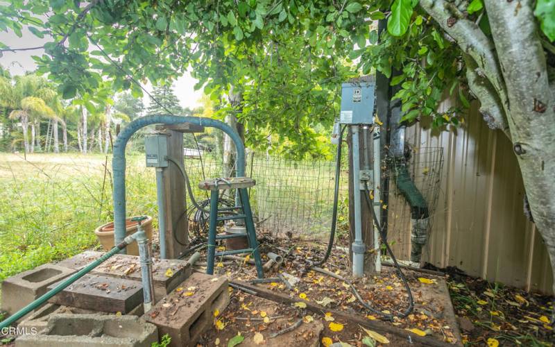 Aquifer water well