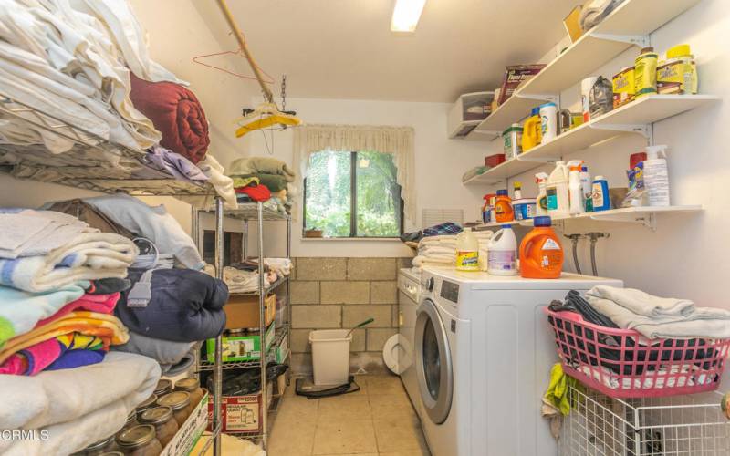 Indoor laundry room