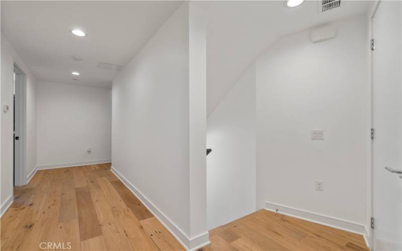 2nd level - residential quarter hallway