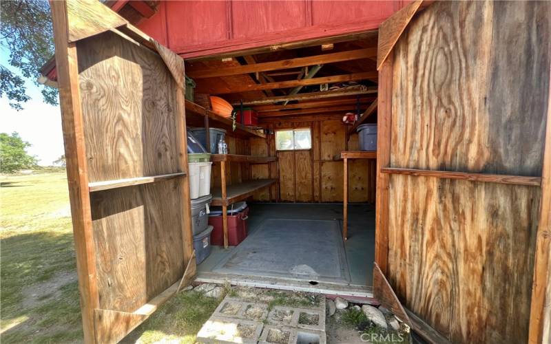mini barn shed inside
