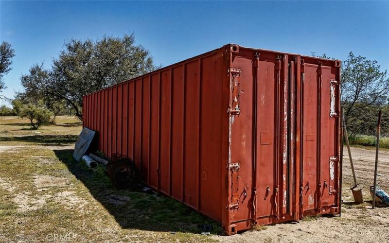 shipping container seller willing to leave.