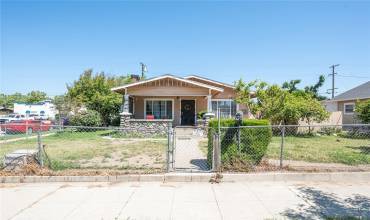 552 Linden Street, Pomona, California 91766, 5 Bedrooms Bedrooms, ,4 BathroomsBathrooms,Residential Income,Buy,552 Linden Street,CV24086256