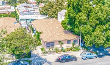 309 E Louise Street, Long Beach, California 90805, 4 Bedrooms Bedrooms, ,4 BathroomsBathrooms,Residential Income,Buy,309 E Louise Street,PW24085990