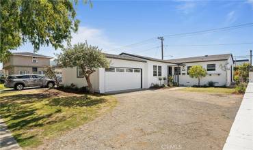 5510 W 142nd Place, Hawthorne, California 90250, 3 Bedrooms Bedrooms, ,1 BathroomBathrooms,Residential,Buy,5510 W 142nd Place,SB24074998