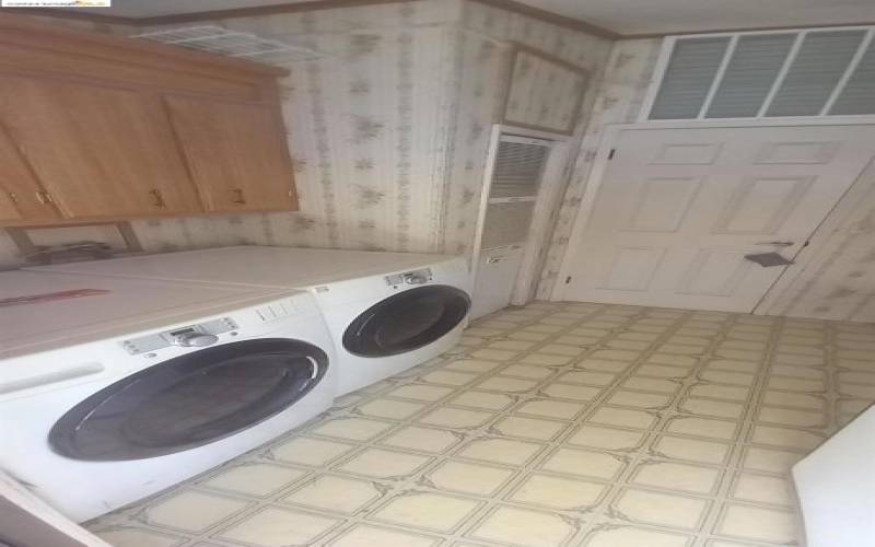 Wash/Laundry room