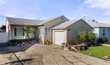Welcome home to 14617 Roxton Ave in Gardena
