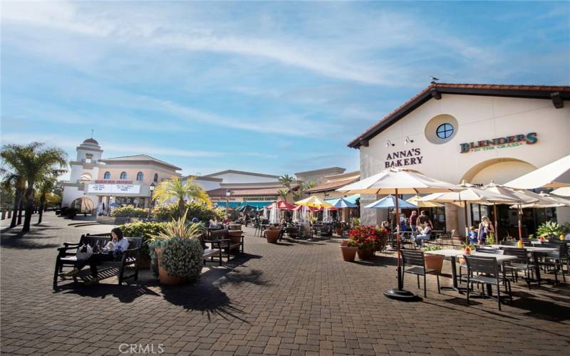 Goleta shopping center and movies minutes away.