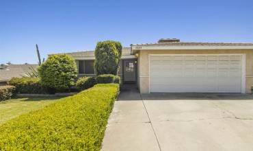 5825 Adelaide Ave., San Diego, California 92115, 3 Bedrooms Bedrooms, ,2 BathroomsBathrooms,Residential,Buy,5825 Adelaide Ave.,240009586SD