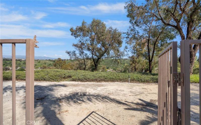 Gate opens from backyard for easy access to the hiking/horse trails