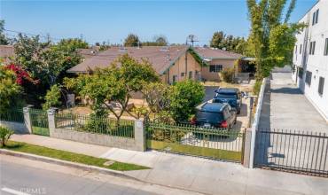 1643 1645 W 36th Place, Los Angeles, California 90018, 6 Bedrooms Bedrooms, ,3 BathroomsBathrooms,Residential Income,Buy,1643 1645 W 36th Place,SR24088357