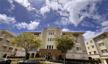 13029 Central Ave 303, Hawthorne, California 90250, 2 Bedrooms Bedrooms, ,2 BathroomsBathrooms,Residential Lease,Rent,13029 Central Ave 303,SB24083036