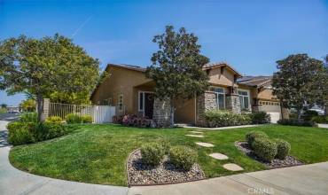 22025 Lytle Court, Saugus, California 91390, 4 Bedrooms Bedrooms, ,2 BathroomsBathrooms,Residential,Buy,22025 Lytle Court,OC24087200