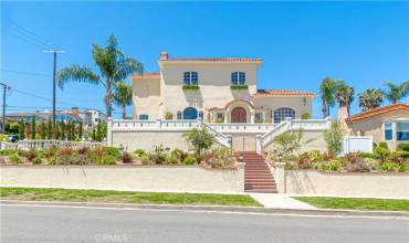 1727 S Patton Avenue, San Pedro, California 90731, 4 Bedrooms Bedrooms, ,3 BathroomsBathrooms,Residential,Buy,1727 S Patton Avenue,SB24089788