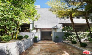 8911 S Cynthia Street 7, West Hollywood, California 90069, 1 Bedroom Bedrooms, ,1 BathroomBathrooms,Residential Lease,Rent,8911 S Cynthia Street 7,24384643