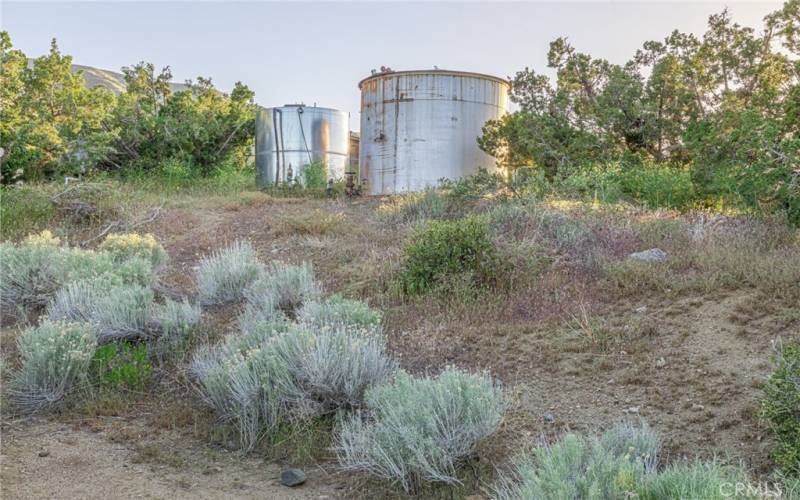 water storage tanks