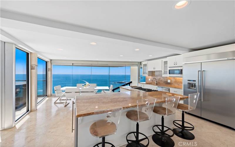 Cooking, dining and entertaining with the ocean as your backdrop.