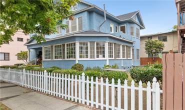 321 W 6th Street, Long Beach, California 90802, 3 Bedrooms Bedrooms, ,1 BathroomBathrooms,Residential Lease,Rent,321 W 6th Street,SB24089230