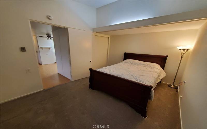 2nd bedroom