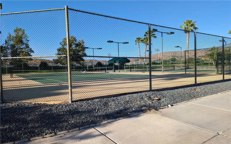 tennis and pickle ball courts