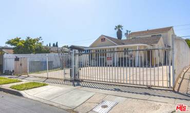 3721 Wall Street, Los Angeles, California 90011, 4 Bedrooms Bedrooms, ,Residential Income,Buy,3721 Wall Street,24388703