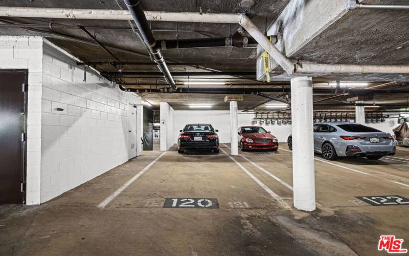 End 2 Parking Spots