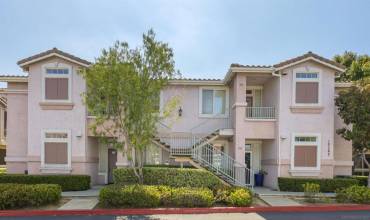 10762 Sabre Hill Dr 209, San Diego, California 92128, 2 Bedrooms Bedrooms, ,2 BathroomsBathrooms,Residential,Buy,10762 Sabre Hill Dr 209,240009964SD