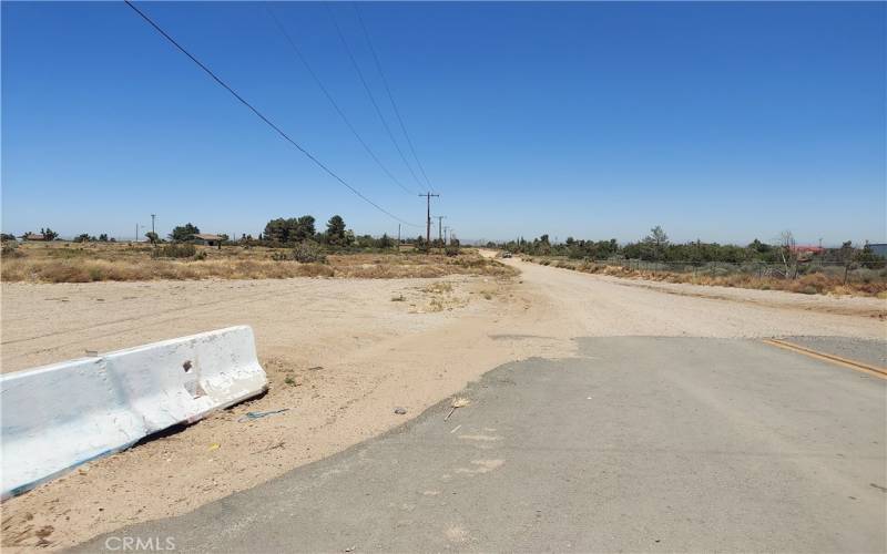 view to the north of Sonora Rd