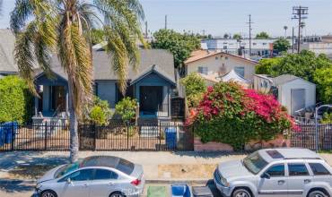 1805 W 35th Street, Los Angeles, California 90018, 4 Bedrooms Bedrooms, ,3 BathroomsBathrooms,Residential Income,Buy,1805 W 35th Street,GD24092246