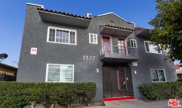 1377 Warren Avenue, Long Beach, California 90813, 4 Bedrooms Bedrooms, ,Residential Income,Buy,1377 Warren Avenue,24389103