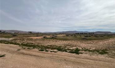 0 Central Road, Apple Valley, California 92307, ,Land,Buy,0 Central Road,HD24092634