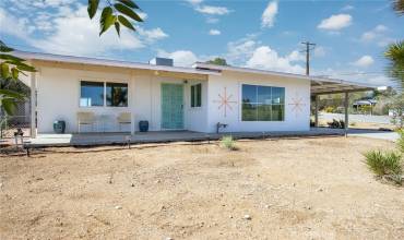 61585 Crest Circle Drive, Joshua Tree, California 92252, 3 Bedrooms Bedrooms, ,1 BathroomBathrooms,Residential,Buy,61585 Crest Circle Drive,JT24087679