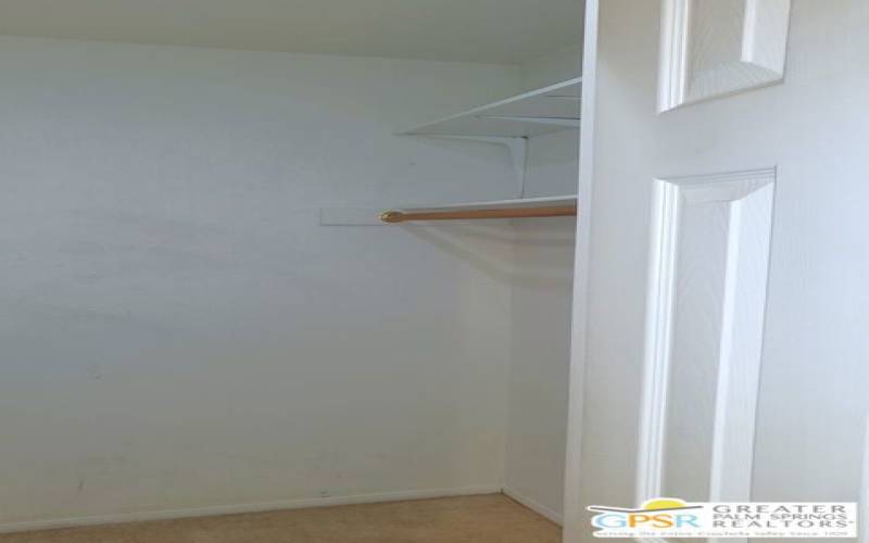 Walk-in Closet