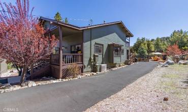 1808 Bernina Drive, Pine Mountain Club, California 93222, 3 Bedrooms Bedrooms, ,Residential,Buy,1808 Bernina Drive,SR24091720