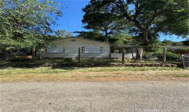 12526 Oak Street, Clearlake Oaks, California 95423, 2 Bedrooms Bedrooms, ,2 BathroomsBathrooms,Residential,Buy,12526 Oak Street,SR24095677