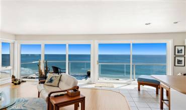 ENJOY PANORAMIC OCEAN VIEWS BY DAY & SPECTACULAR SUNSETS AT DAY END.
