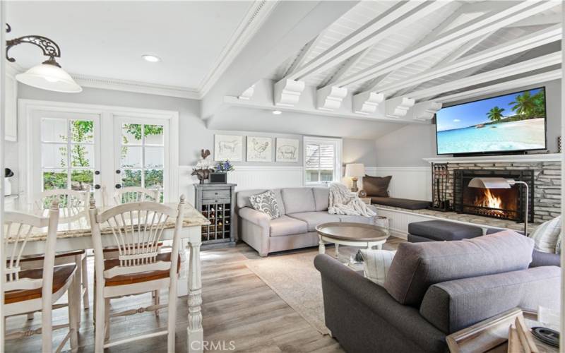 Family room / Kitchen combination