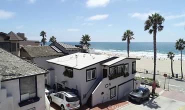 3920 The Strand 3922, Manhattan Beach, California 90266, 1 Bedroom Bedrooms, ,1 BathroomBathrooms,Residential Lease,Rent,3920 The Strand 3922,SB22079441