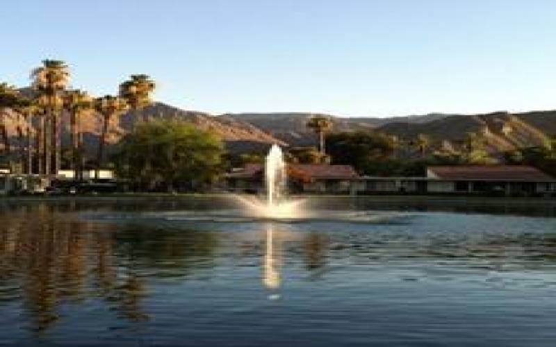 Palma Lake with Fountain