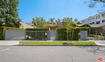 704 Westbourne Drive, West Hollywood, California 90069, 2 Bedrooms Bedrooms, ,2 BathroomsBathrooms,Residential Lease,Rent,704 Westbourne Drive,24391801