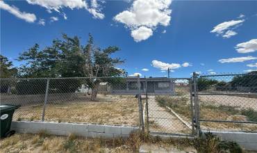 25441 Anderson Avenue, Barstow, California 92311, 3 Bedrooms Bedrooms, ,1 BathroomBathrooms,Residential,Buy,25441 Anderson Avenue,HD24094083