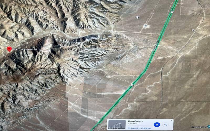 Overhead map showing proximity to 14 Frwy and Pine Tree Canyon Rd