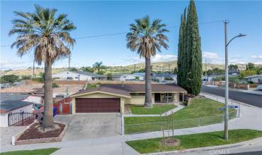 18839 Delight, Canyon Country, California 91351, 3 Bedrooms Bedrooms, ,1 BathroomBathrooms,Residential,Buy,18839 Delight,SR24058410