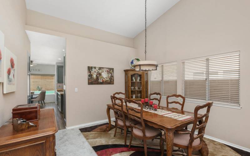 77572 Carinda Ct - Dining Room