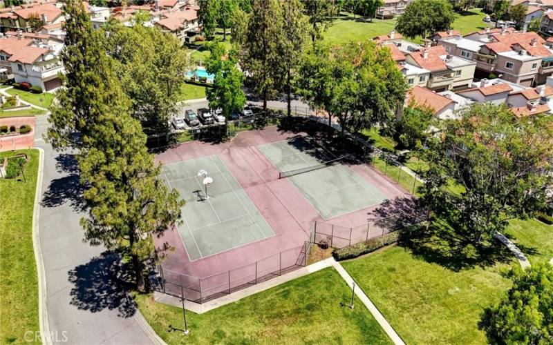 Community Tennis & Basketball Court