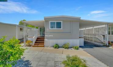 130 Banyon Dr, Pittsburg, California 94565, 2 Bedrooms Bedrooms, ,1 BathroomBathrooms,Manufactured In Park,Buy,130 Banyon Dr,41059806